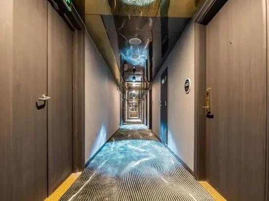 Qianhe Holiday Hotel