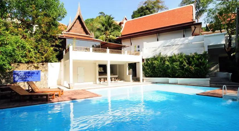 The Cabana Pool Suite