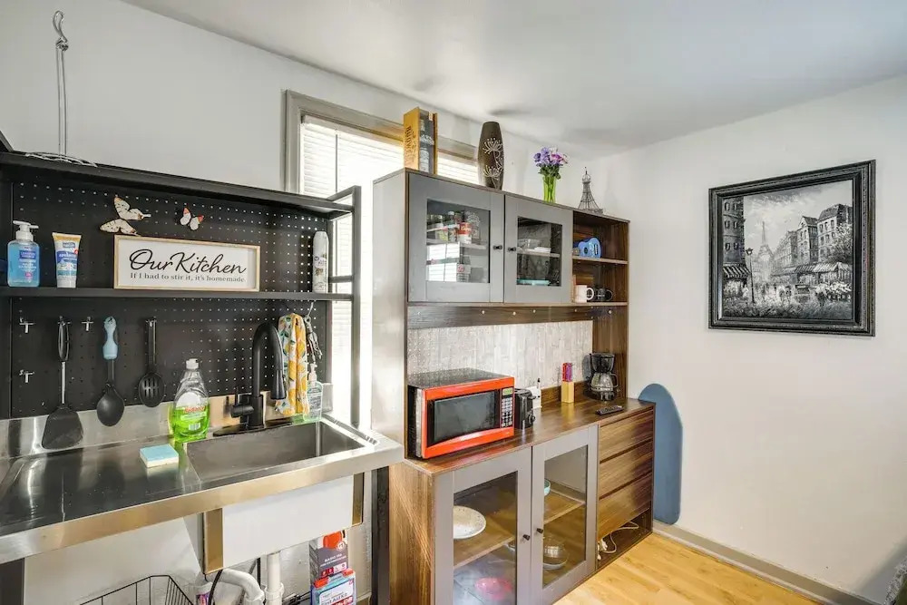2 Mi to Lake Winnebago: Cozy Fond du Lac Studio