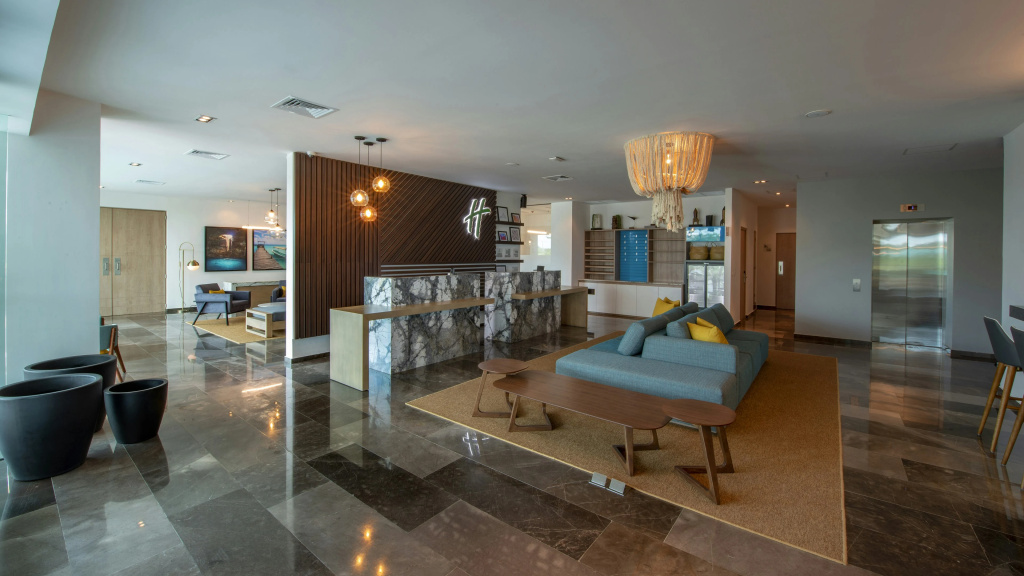 Holiday Inn & Suites - Merida La Isla by IHG