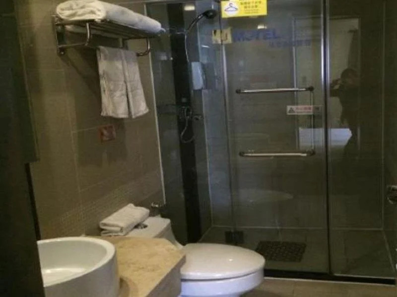 Motel 168 Chongqing ShangQingSi Road Inn