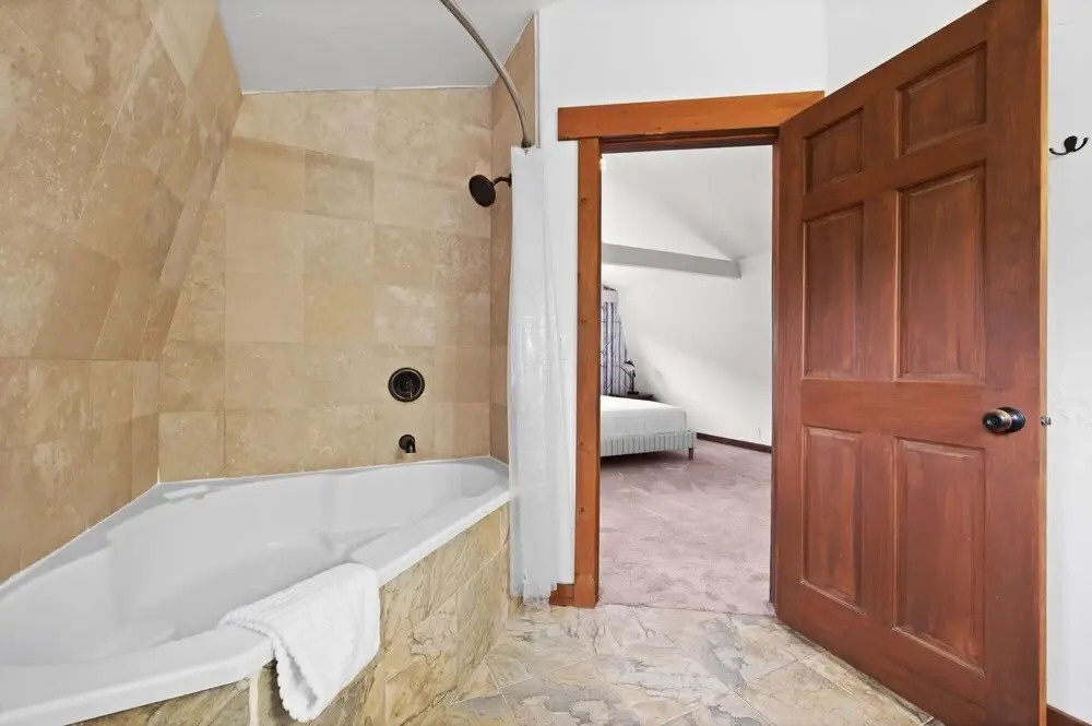 Alpine Trail by Rovetravel 4BR Mountain Chalet