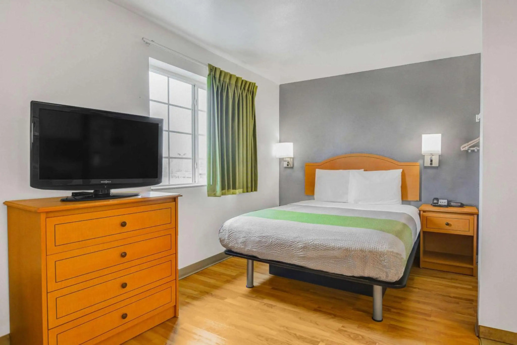 Studio 6-Opelika, AL - Auburn Al