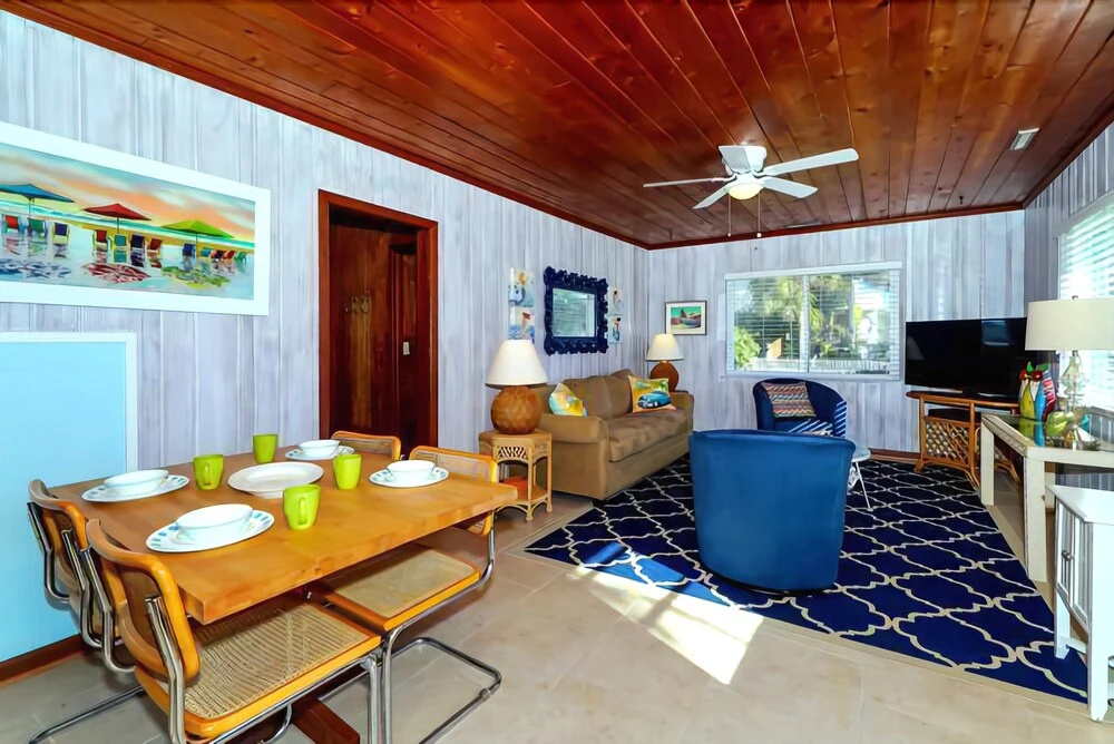 Paradise Cottage 2 Bedrooms 2 Bathrooms Home