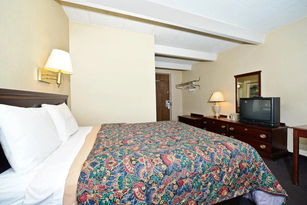 Americas Best Value Inn Phillipsburg