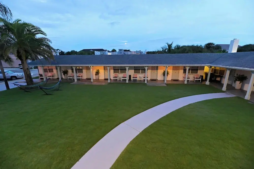 The Islander Inn