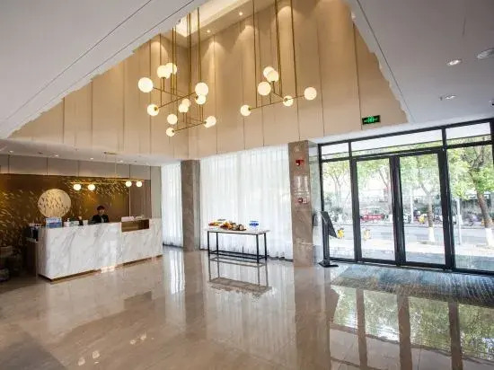 Yes Hotel