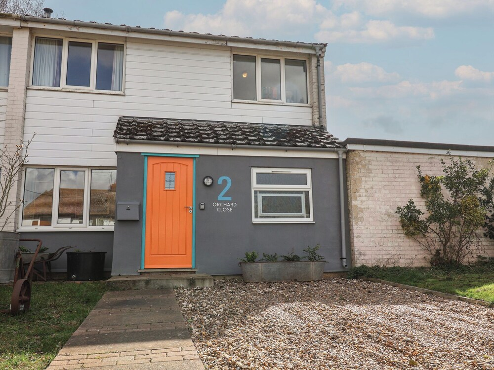 The Orchard Close Art House