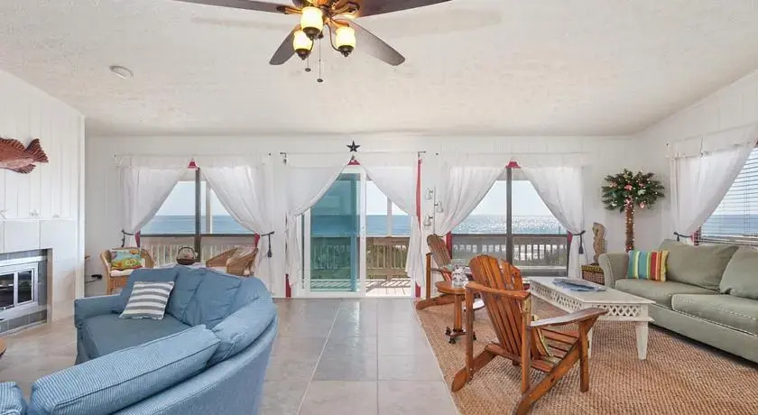DayDream Beach House by Vacation Rental Pros