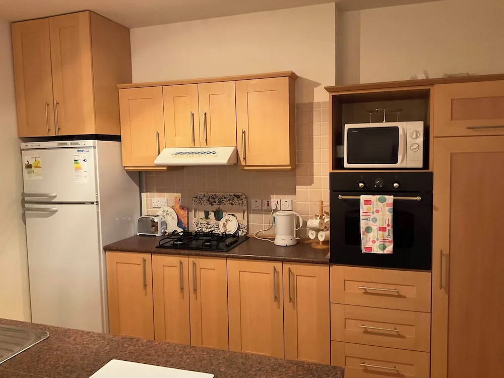 Fabulous 2 Bed Apartment in Safakoy Cyprus