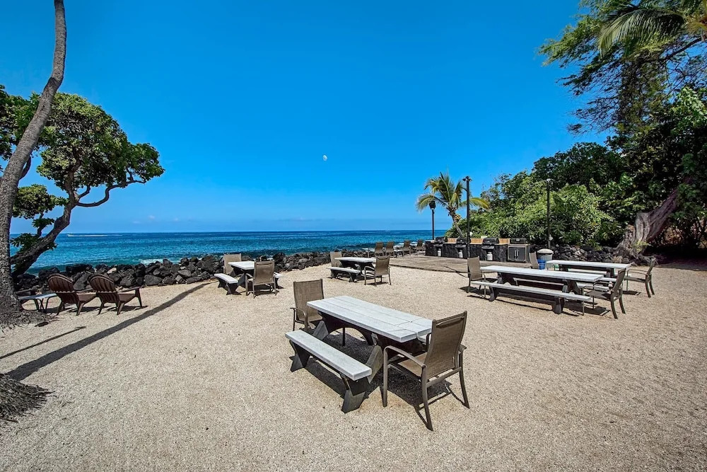 Kona Isle B31