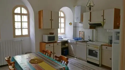 CHÂTEAU CAGNINACCI B&B