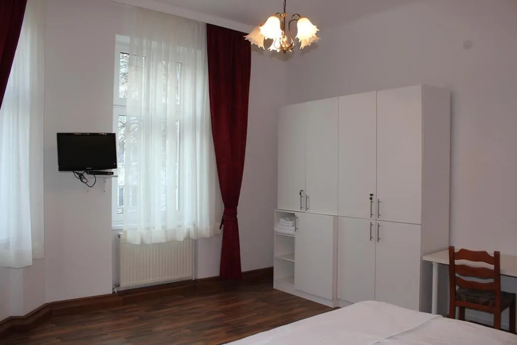 Arnes Hotel Vienna