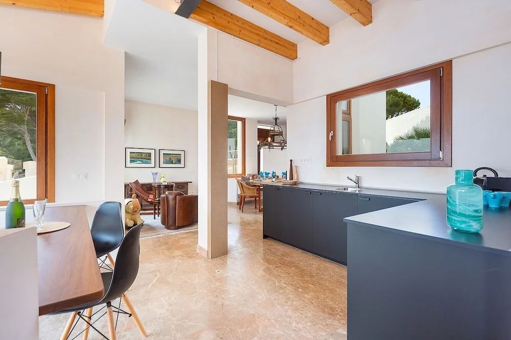 Mallorca front line property sea access