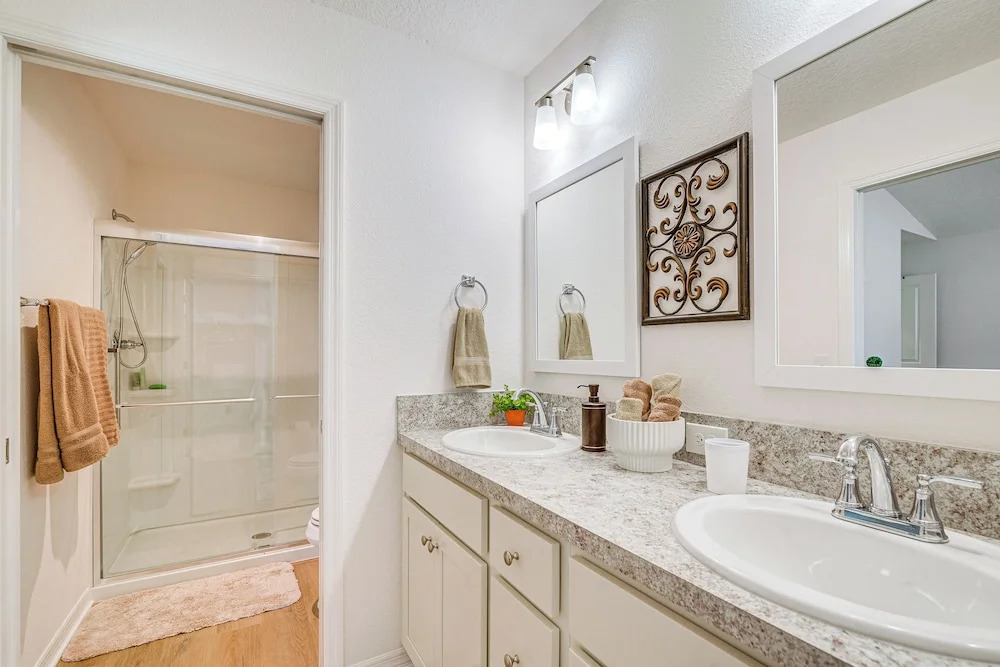 Furnished Lanai & Golf Cart: The Villages Home