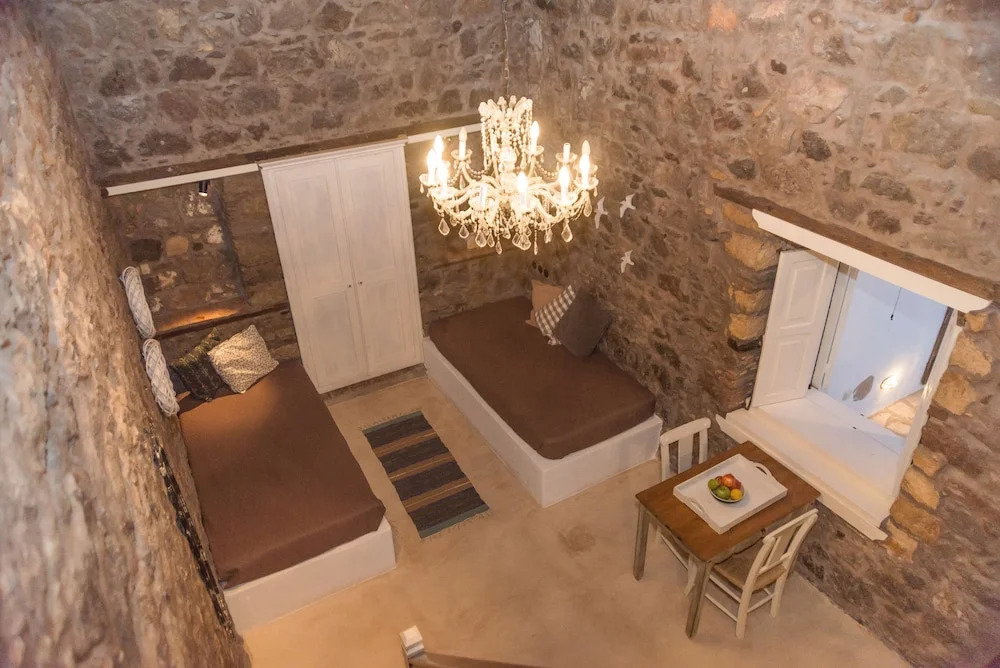 Anemos Houses
