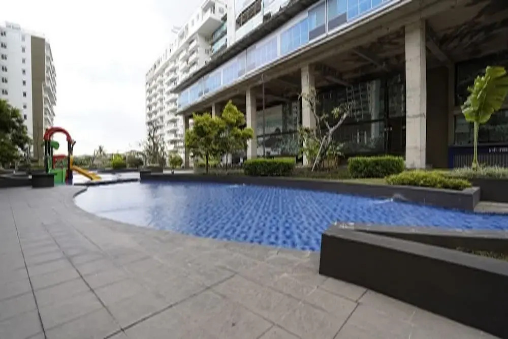 OYO 94158 Gateway Pasteur Apartment By Iyan