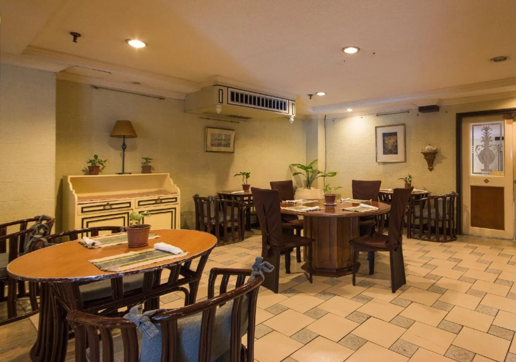 Manila Manor Hotel