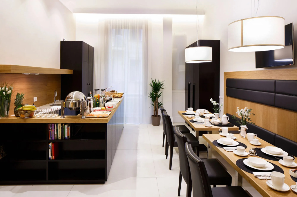 NAP Luxury Guest House Bovio