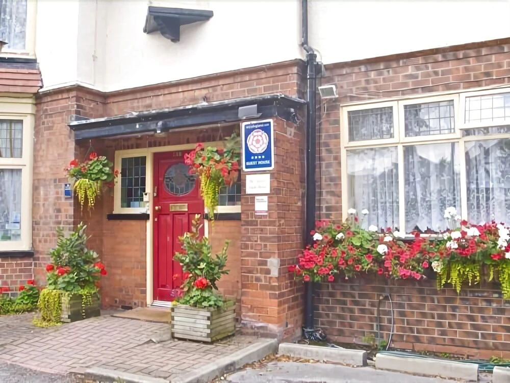 Acorn Guest House in Hull