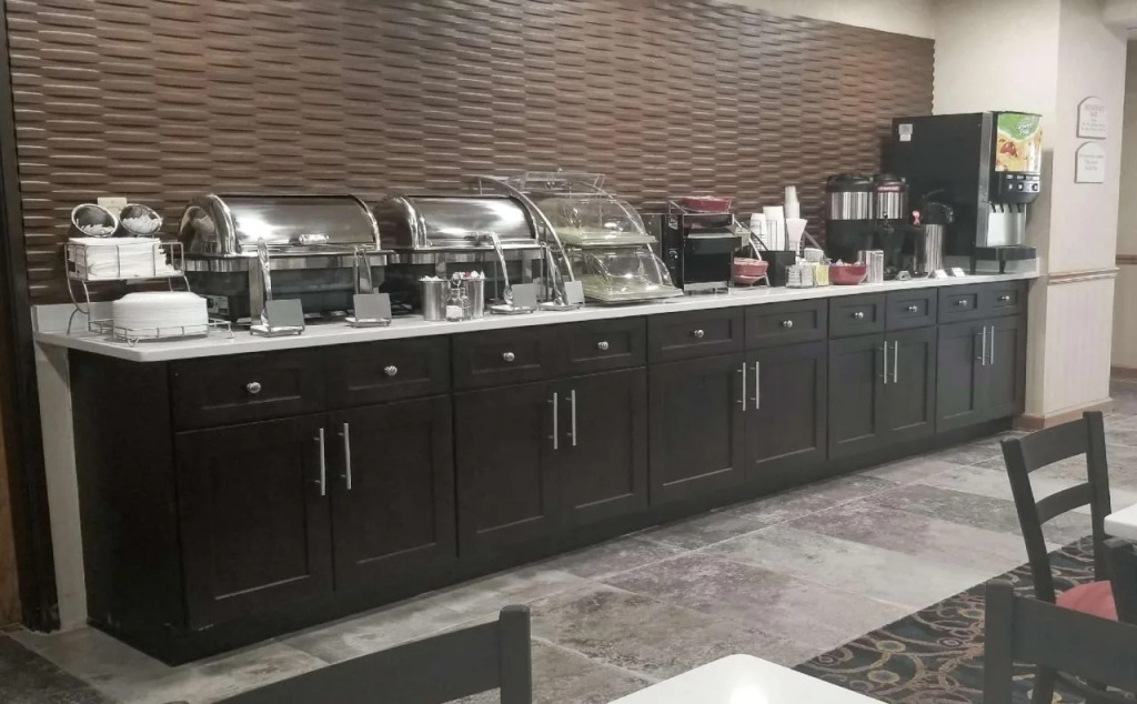 Holiday Inn Express Auburn - Touring Drive