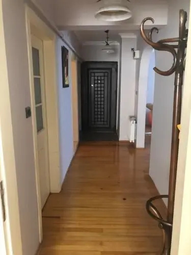 Easy House