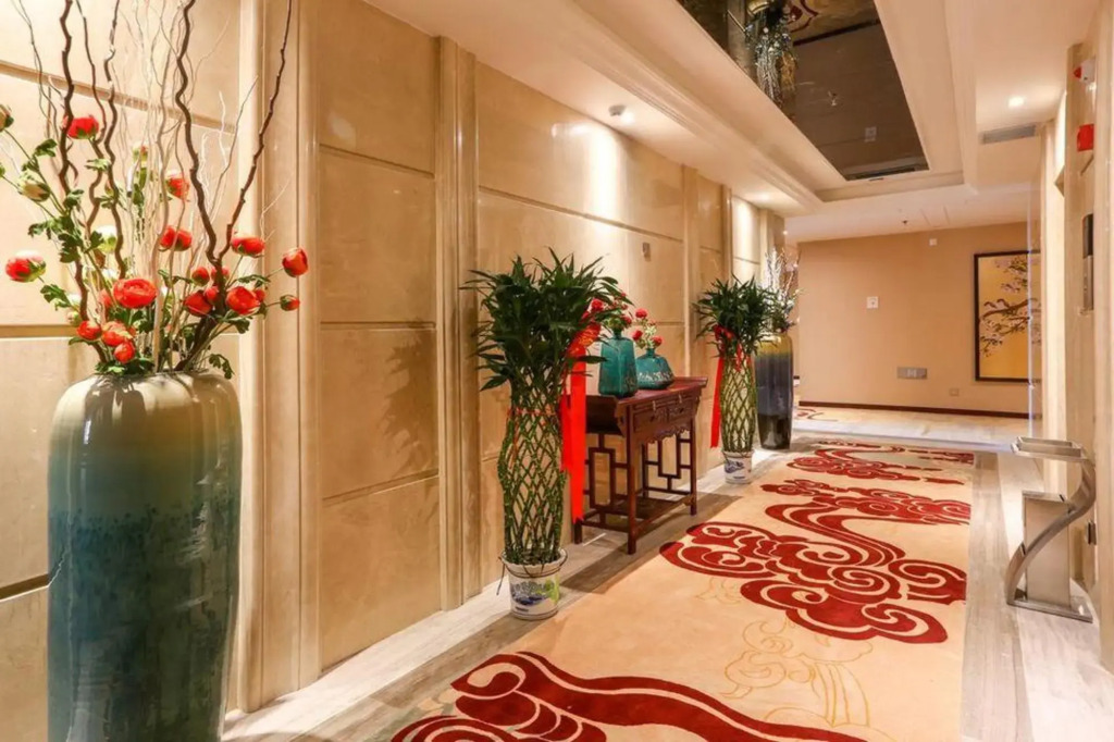 Hotels in Luxor, Lantian