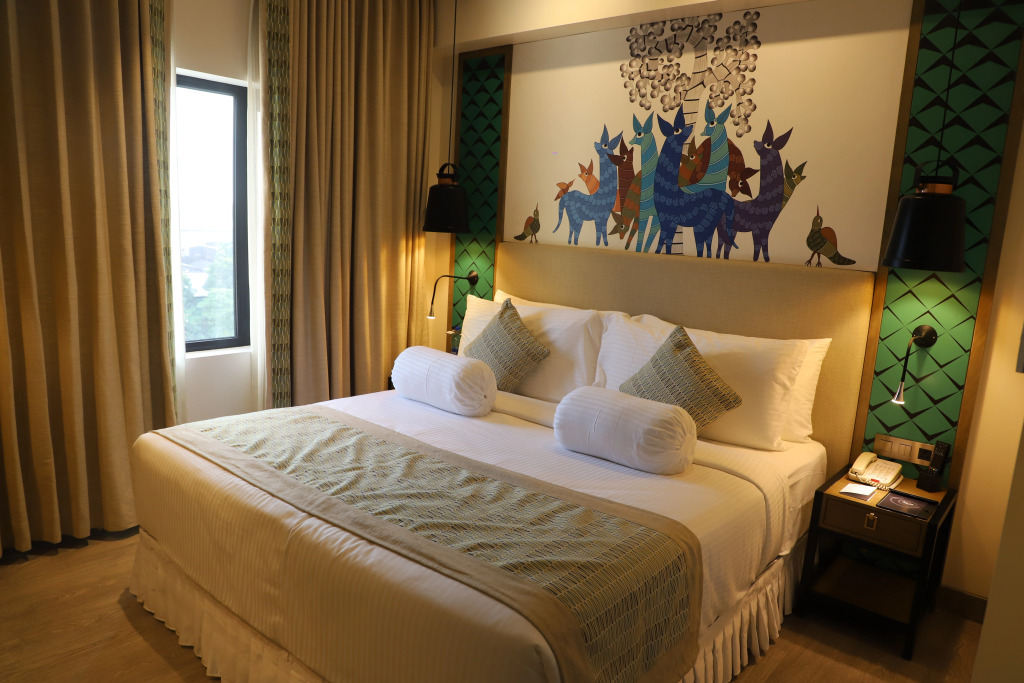 The Cruze Premium Boutique Hotel