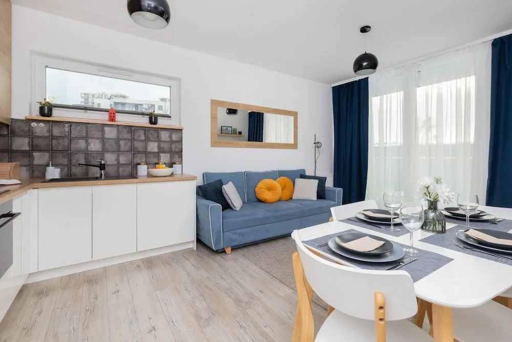 SOLVO Apartment with Balcony & Parking Gdańsk Przymorze by Noclegi Renters