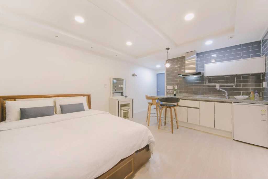 Gyeongpo East Pension