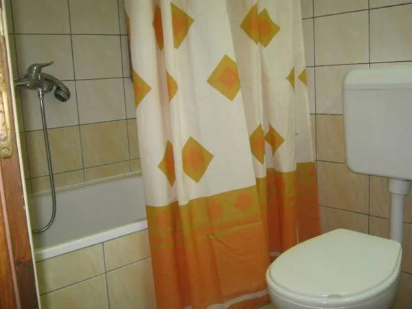 Bimbo Hotel