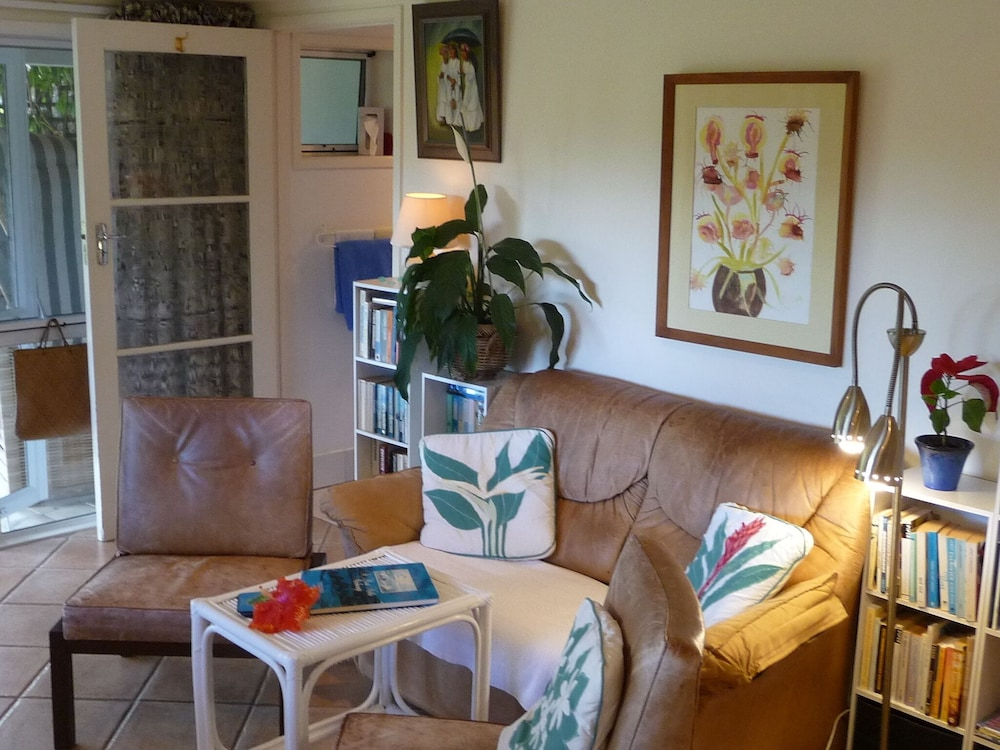 Aimeo Cottage
