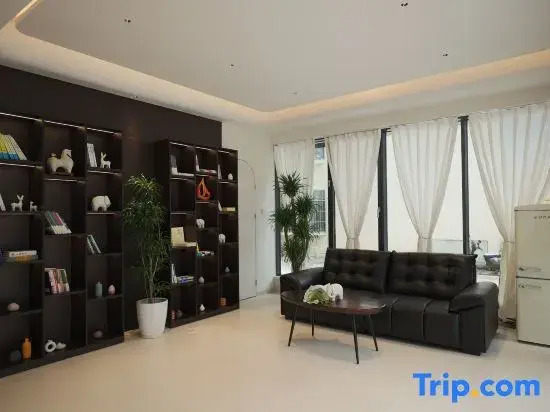 Haikou Cloud Villa B&B (Hainan University Haidian Island Branch)