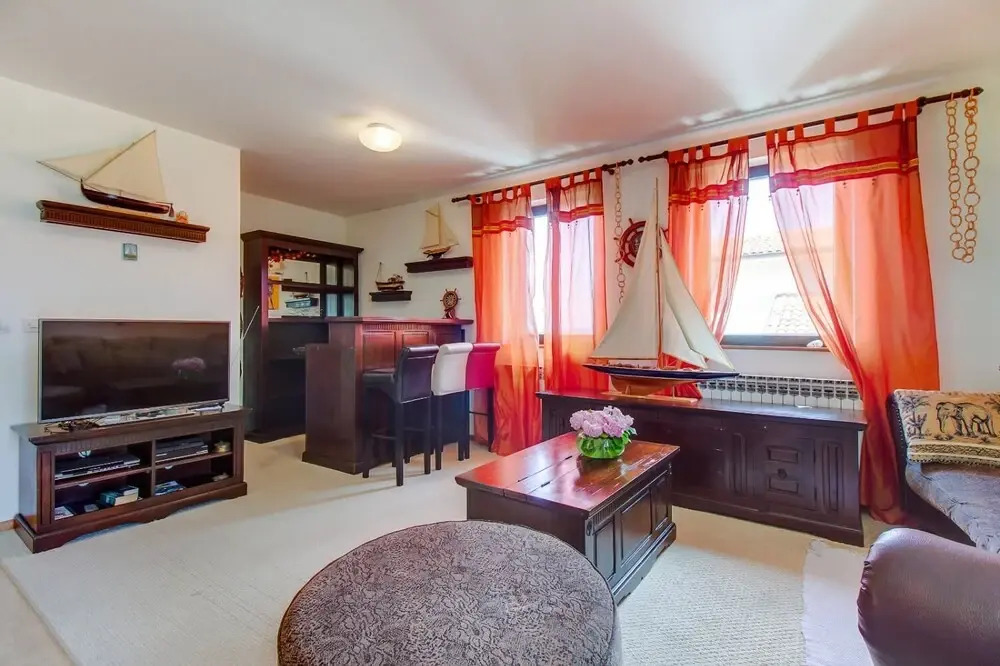 Apartments Eli