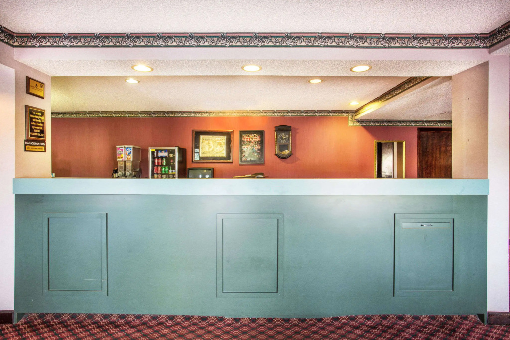 Griffin Inn & Suites