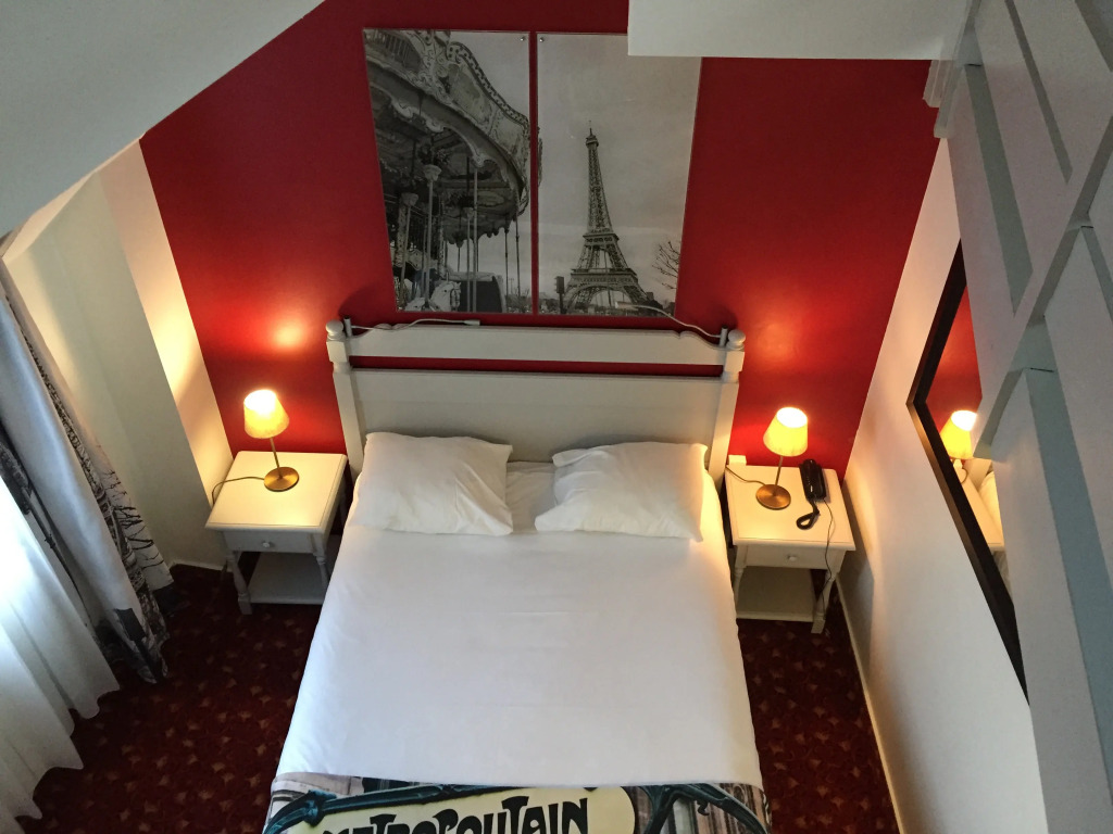Hotel Le Cardinal Rueil Centre