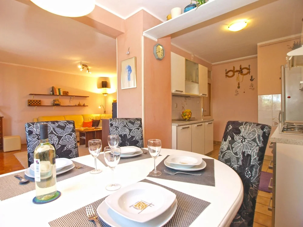 Apartment 1635