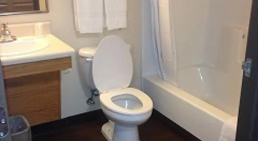 Inland Suites Elvis