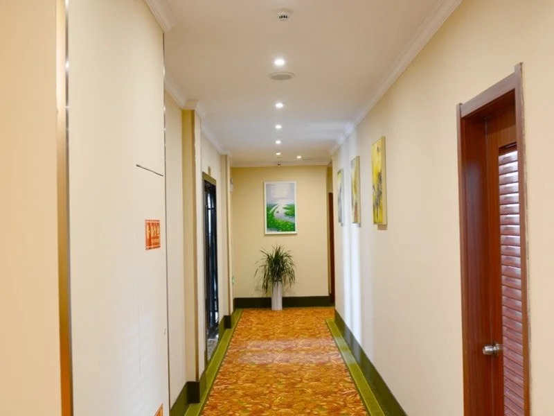 GreenTree Inn JiangSu ChangShu Dongnan Avenue Express Hotel