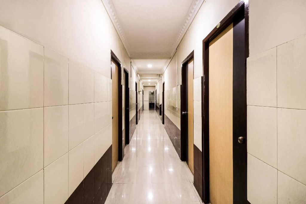 OYO 39935 Elite Residency
