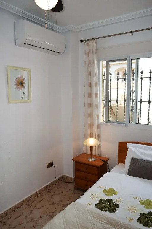 Upper floor Apartment semi-private pool