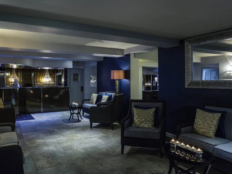 Barons Court Hotel Walsall