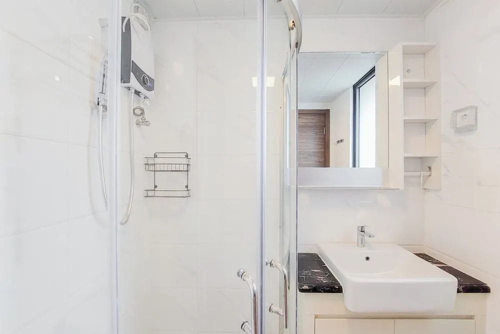 Spacious And Homey Living 3Br At Sky House Bsd Apartment