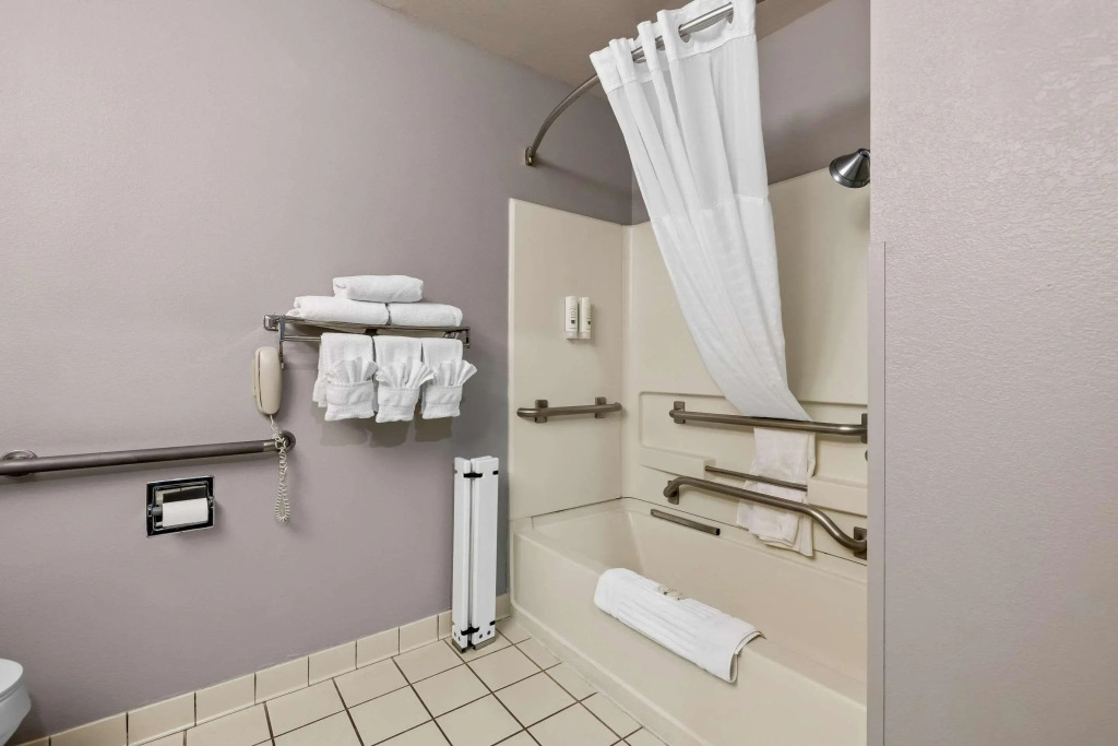 Quality Inn near Monument Health Rapid City Hospital