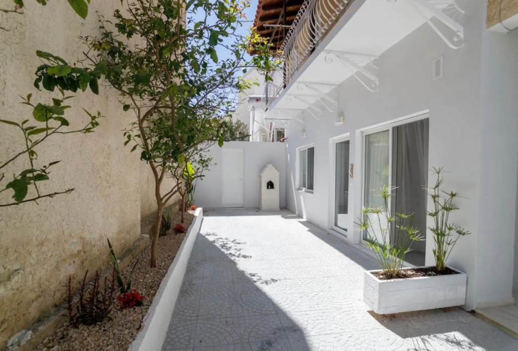Old town luxury apartment