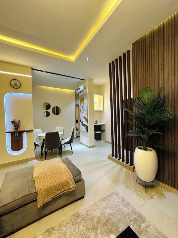 Gold Apartment And Suites