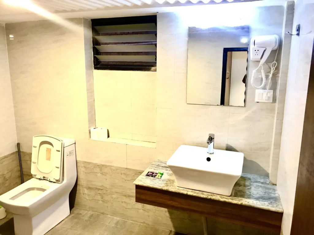 Shiva Guest House
