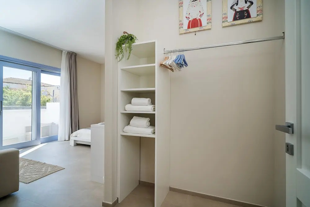 Enjoy Your Stay - Guest House - Olbia