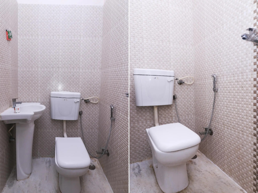 OYO 30929 Hotel Abhishek Inn