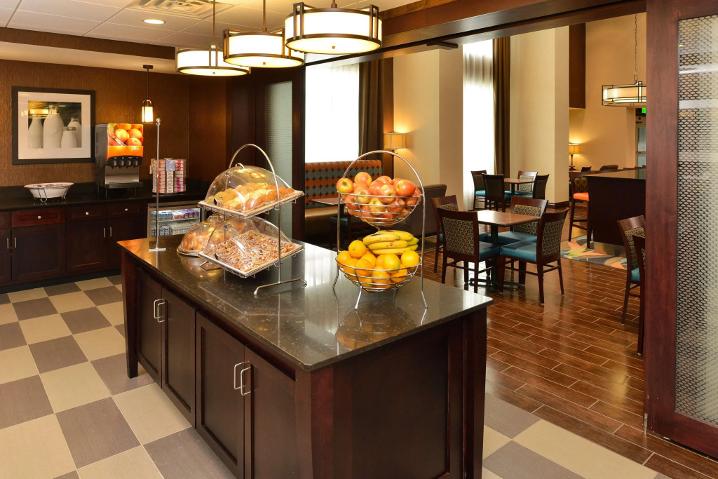 Hampton Inn & Suites Harvey New Orleans Westbank